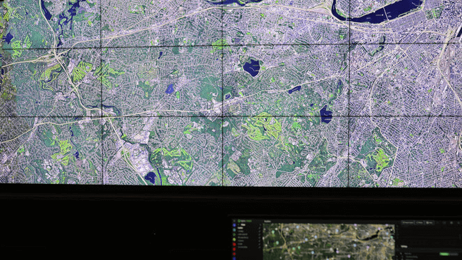 lygos editor and maps on video wall